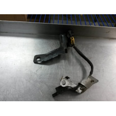 98Q044 Crankshaft Position Sensor For 00-02 Buick Century  3.1 10856555